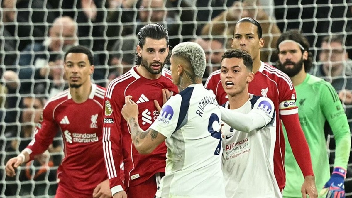 Liverpool Londra’dan 3 puanla döndü!