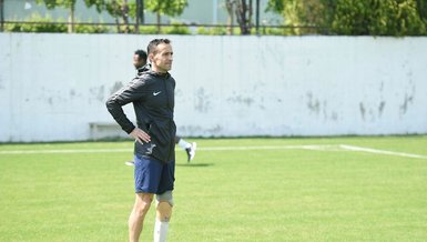 Osman Çakmak Denizlispor’la antrenmanlara çıkıyor