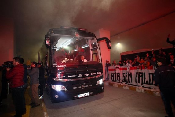 Beşiktaş'a Konya'da coşkulu karşılama!