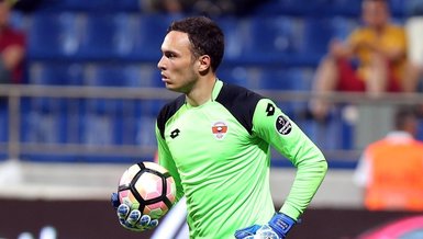 Son dakika transfer haberleri: Adana Demirspor Goran Karacic'i kadrosuna kattı