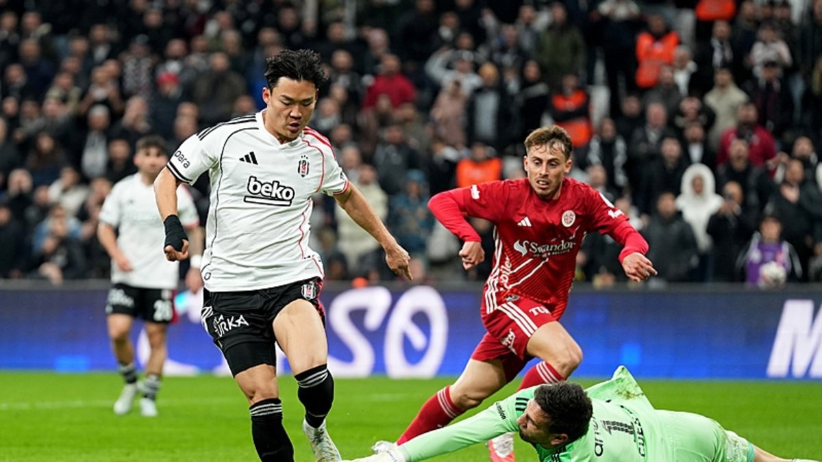 Spor yazarlarından Beşiktaş-Hesap.com Antalyaspor maçı yorumları!