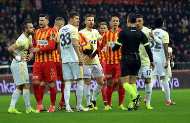 Kayserispor - Fenerbahçe maçından kareler!