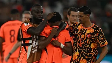 Hollanda’da kriz büyüyor