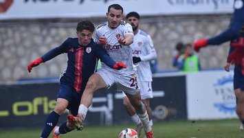 3 oyuncu ile yollar ayrıldı