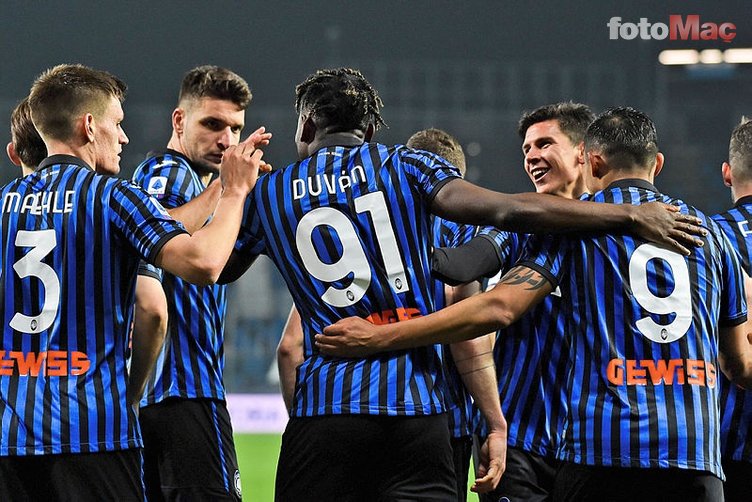 Atalanta-Napoli maçında korku dolu anlar! Yürekler ağza geldi