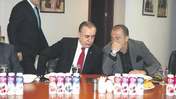 Gemileri yaktılar