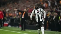 Masuaku’ya ıslıklı tepki