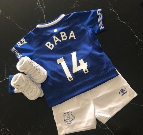 Cenk Tosun ve Ece Tosun çiftinin bebeği dünyaya geldi-4