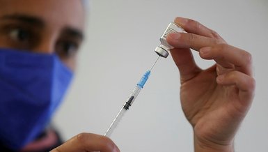 son dakika haberleri 3 doz asi ne zaman basliyor kimler 3 doz asiyi olabilecek 2 doz sinovac asisi olanlar 3 dozda hangi asiyi olmali iste detaylar fotomac