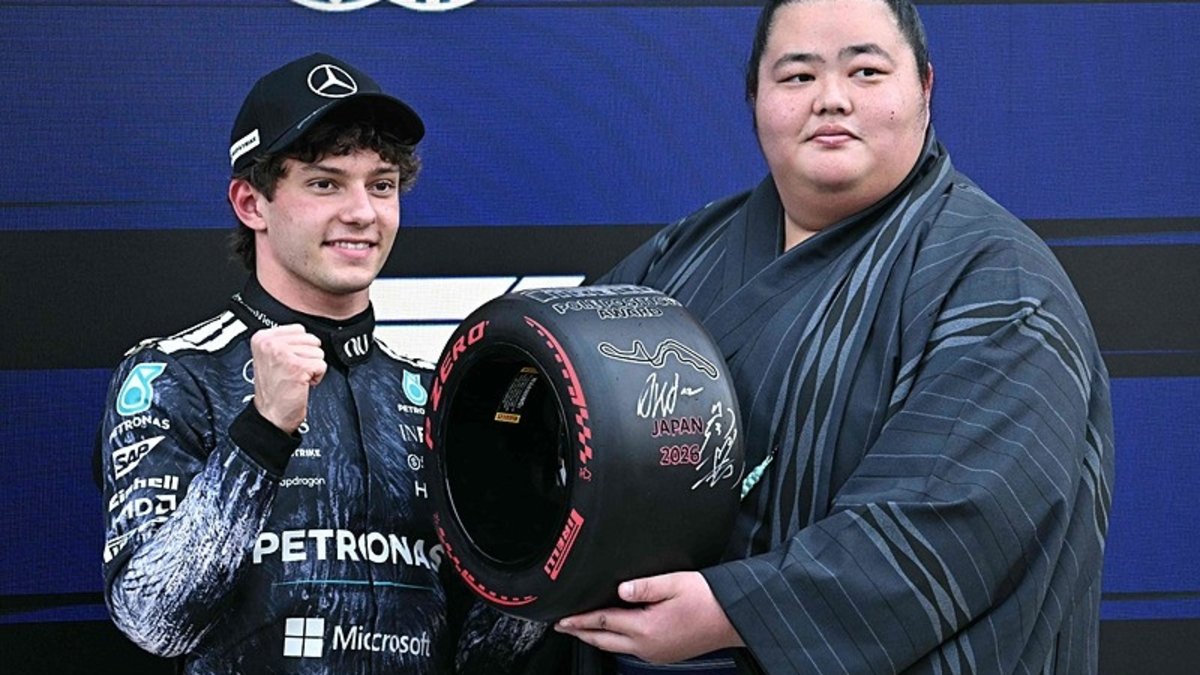 F1 Japonya Grand Prix'sinde pole pozisyonu Mercedes pilotu Kimi Antonelli'nin oldu.