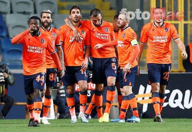 Medipol Başakşehir-Wolfsberger maçından kareler
