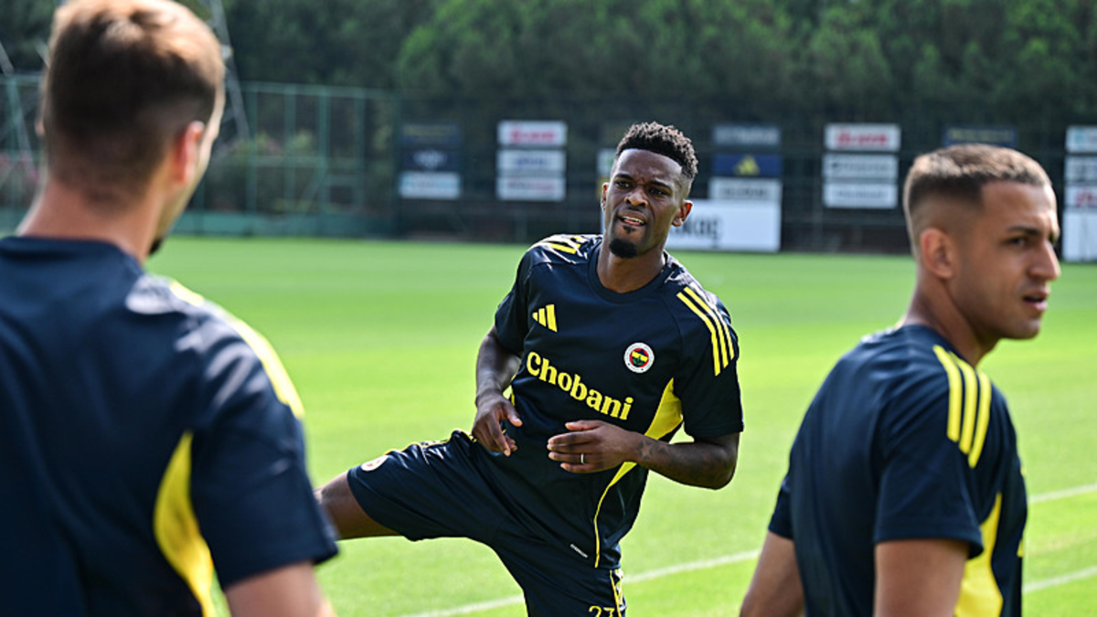 Fenerbahçe'de Nelson Semedo: Oynamak için hazırım Fenerbahçe'de Nelson Semedo: Oynamak için hazırım