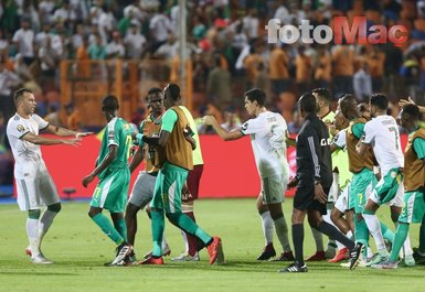Senegal - Cezayir  maçından kareler...