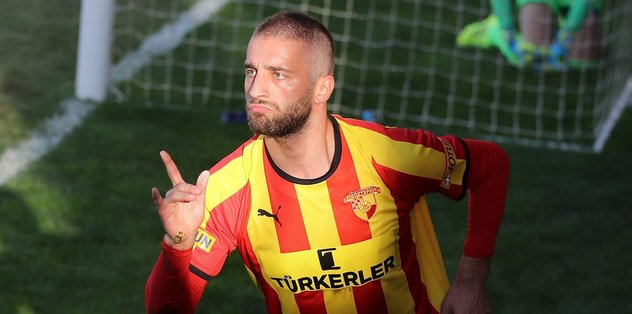 Göztepe'de Alpaslan Öztürk'ün ay-yıldız hayali