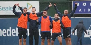 O futbolcular idmana katılmadı