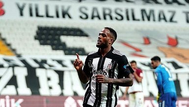 Son dakika spor haberi: Beşiktaş'ta Cyle Larin belirsizliği (BJK spor haberi)