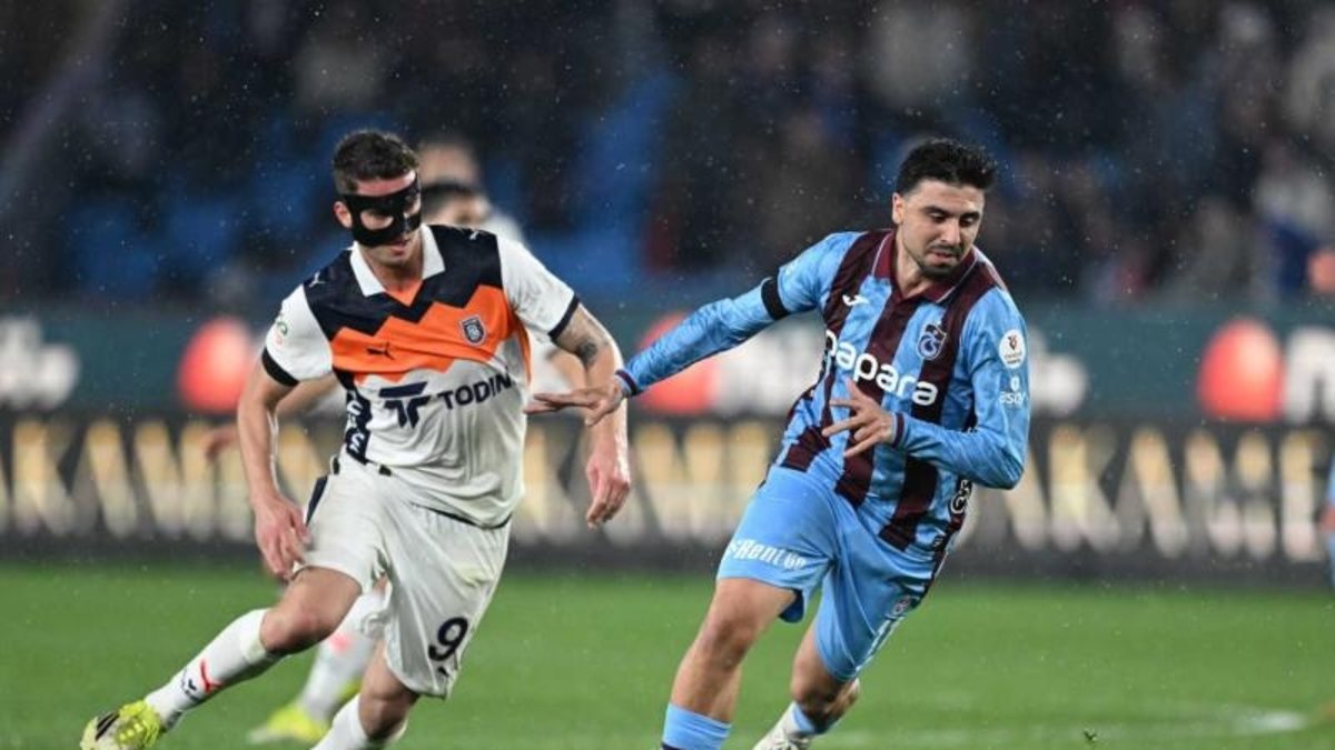 Galatasaray Bertuğ Yıldırım'ın transferi için 2 futbolcusunu gözden çıkardı!