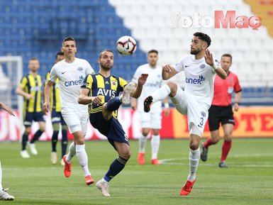 Fenerbahçe’den tarihi operasyon! 3 fubolcu ile görüşmeler başladı