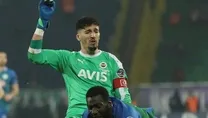Altay kaleyi kapattı