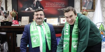 Artvin Belediyespor'a Rus pivot