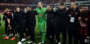 ES-ES’TEN GÖZDAĞI
