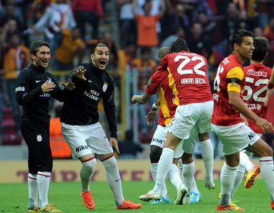 Galatasaray - Beşiktaş Spor Toto Süper Final mücadelesi