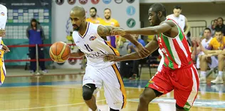 Muratbey Uşak, Earl Calloway’le anlaştı
