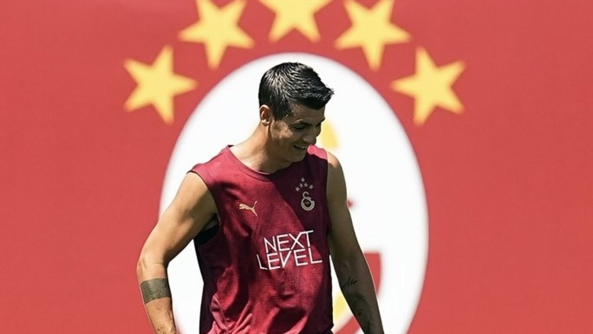 Galatasaray'dan Alvaro Morata paylaşımı! Yıldızların altında Galatasaray'dan Alvaro Morata paylaşımı! Yıldızların altında