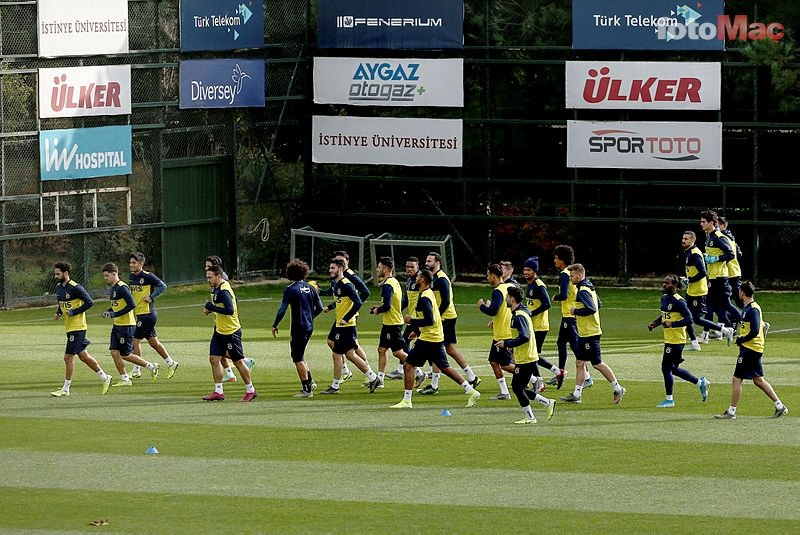 Fenerbahçe’de şok! Yıldız isim kadrodan çıkartıldı