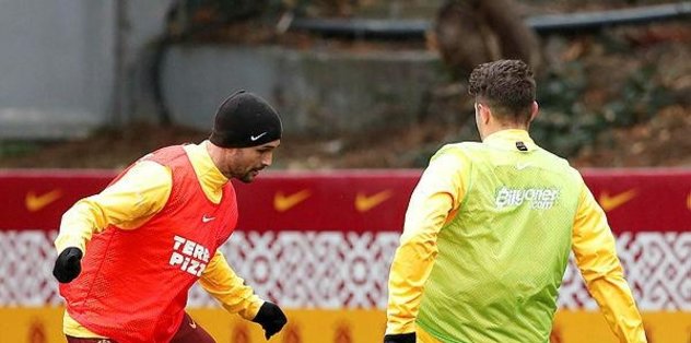 Kasımpaşa Galatasaray maçı hazırlıklarını tamamladı