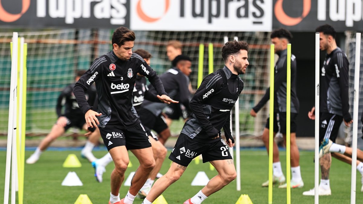 Beşiktaş Galatasaray derbisinin hazırlıklarını tamamladı! Beşiktaş Galatasaray derbisinin hazırlıklarını tamamladı!