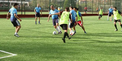 PAÜ personel halı saha turnuvası başladı