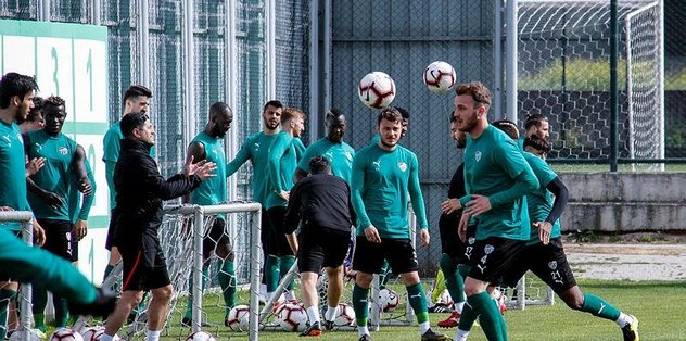 Bursaspor'da Akhisarspor maçı hazırlıkları