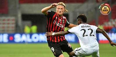 Kasper Dolberg'in saatini takım arkadaşı çalmış