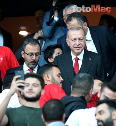 Başkan Erdoğan Milli Takımı yalnız bırakmadı