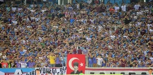 33 bin kişi ile açılış