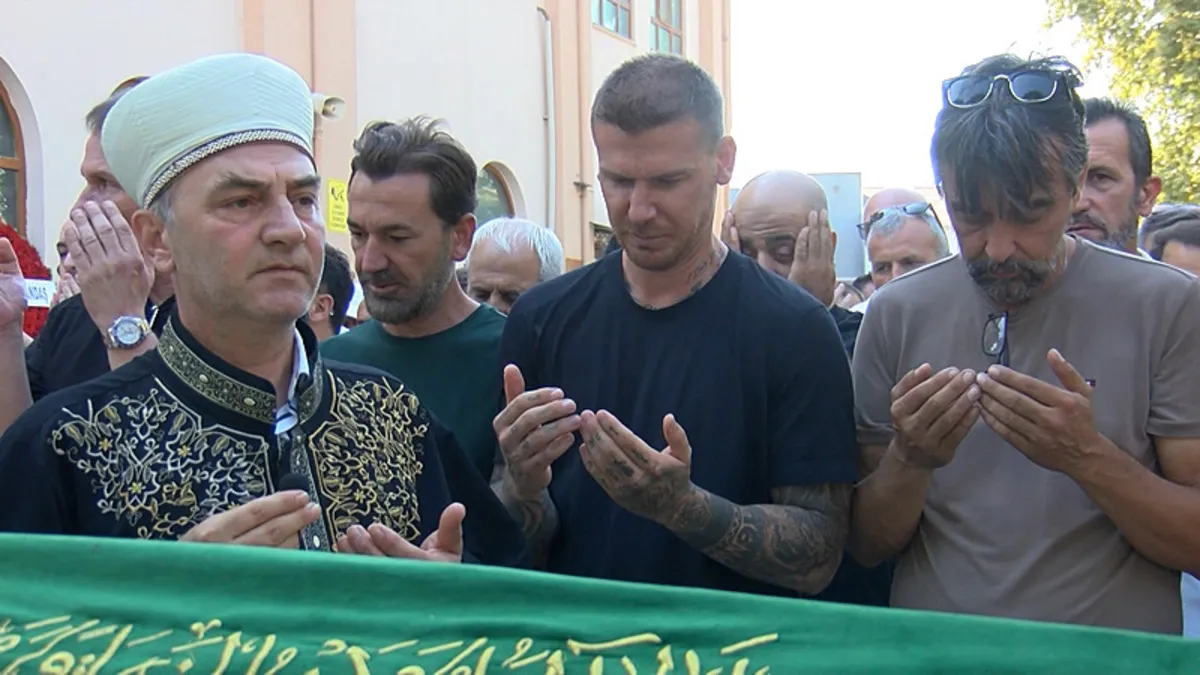 Serdar Aziz'in Acı Günü: Babası Sadri Aziz Vefat Etti