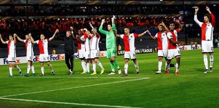 Feyenoord zirveye el attı