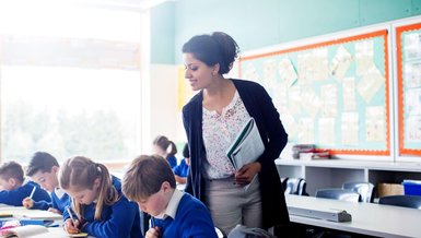 MEB UZMAN ÖĞRETMENLİK SINAV SORULARI | Uzman öğretmenlik, Başöğretmenlik sınavı çıkmış örnek sorular PDF indir