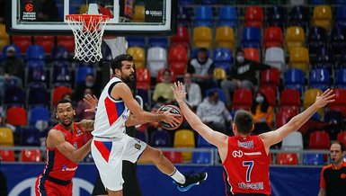 Anadolu Efes struggle in overtime win against CSKA Moscow in Russia