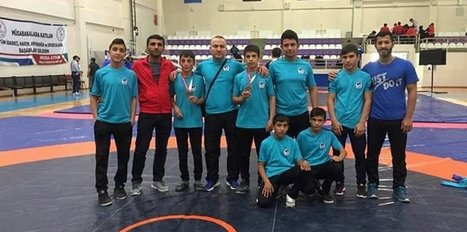 Yunusemreli güreşçilerden büyük başarı