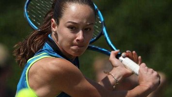 Zeynep’ten tarihi turnuva