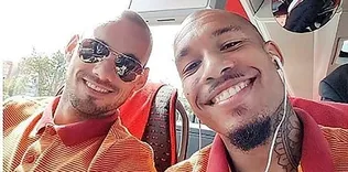 Sneijder var, Jong yok