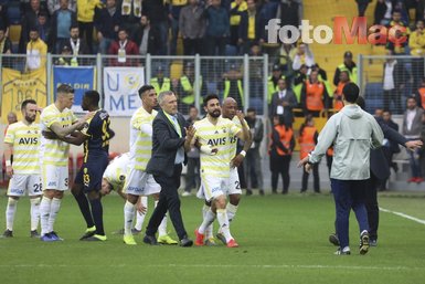 Fenerbahçe’de ayrılacak ilk isim belli oldu!