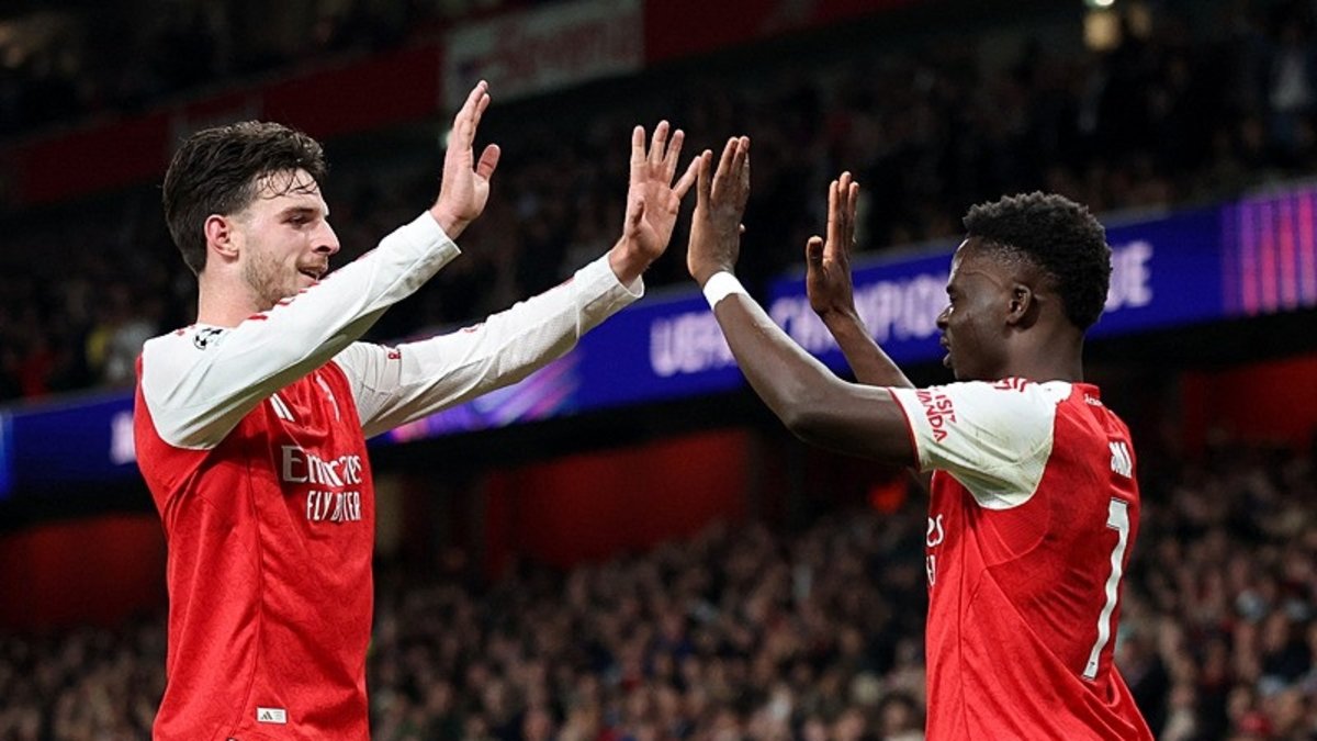 Arsenal 2-0 Olympiakos (MAÇ SONUCU ÖZET)