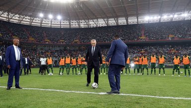 Başkan Erdoğan Senegal'de stadyum açılışına katıldı
