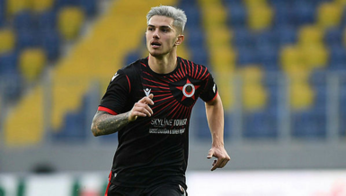 Berat bugün idmanda