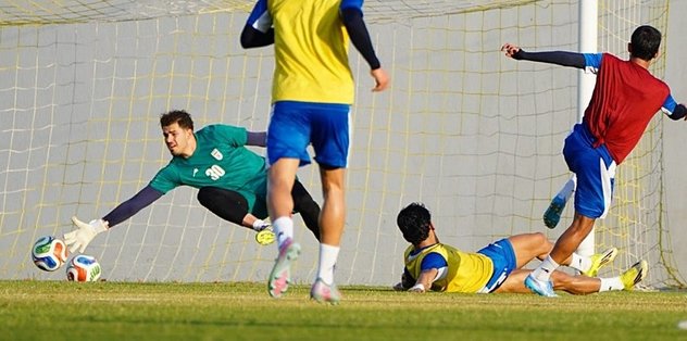 Göztepe’de kaleye iki aday