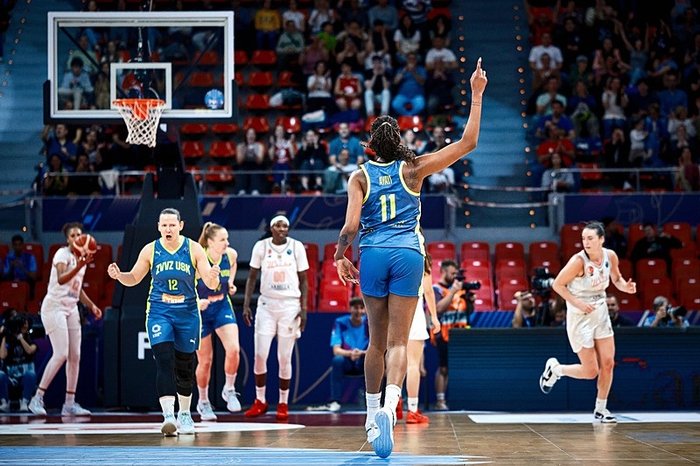 fenerbahce-opet-cbk-mersin-maci-ne-zaman-saat-kacta-hangi-kanaldakadinlar-basketbol-play-off-final-maci-1744791377191.jpeg