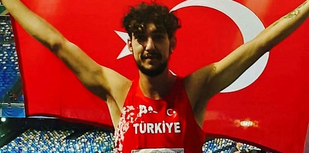 Alperen Acet'ten gümüş madalya